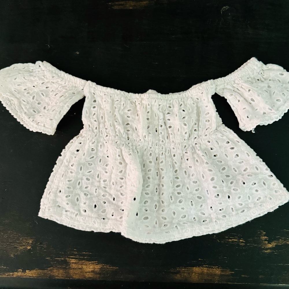 ⚪️Off Shoulder Blouse for Baby Girl